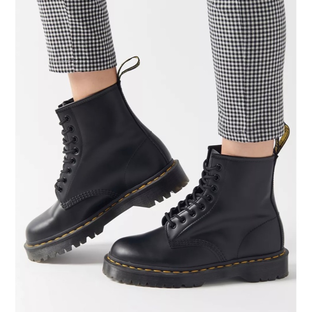 Black Dr.Martins